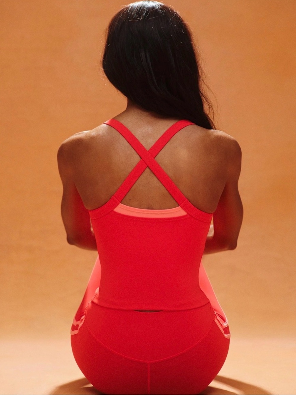 SET Active Resort Maraschino Cherry Top & Biker Shorts Set - Picture 2 of 8